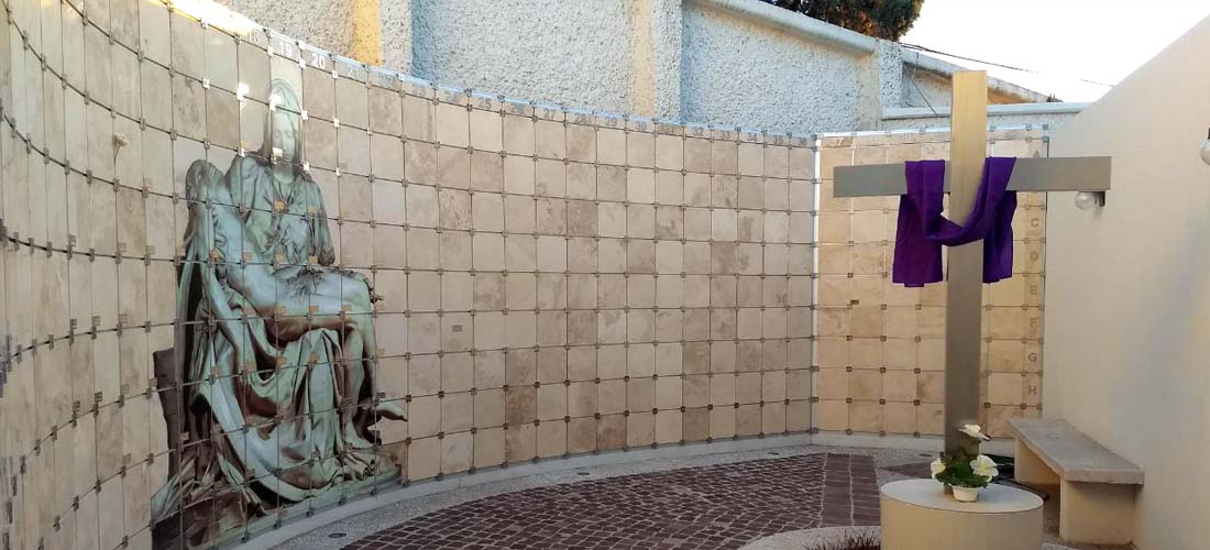 Mausoleum 4