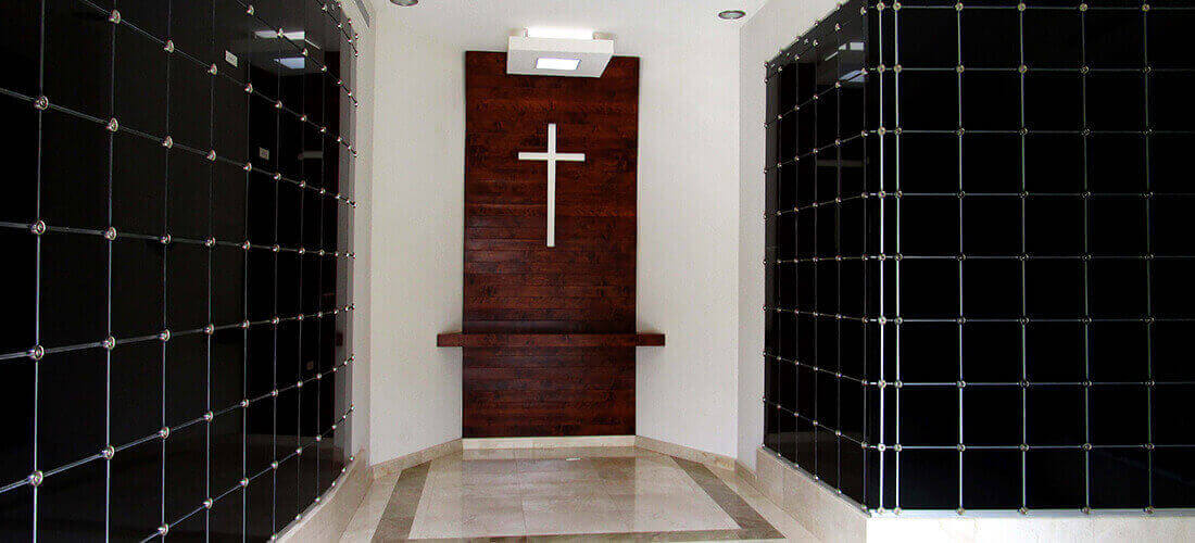 Mausoleum 10